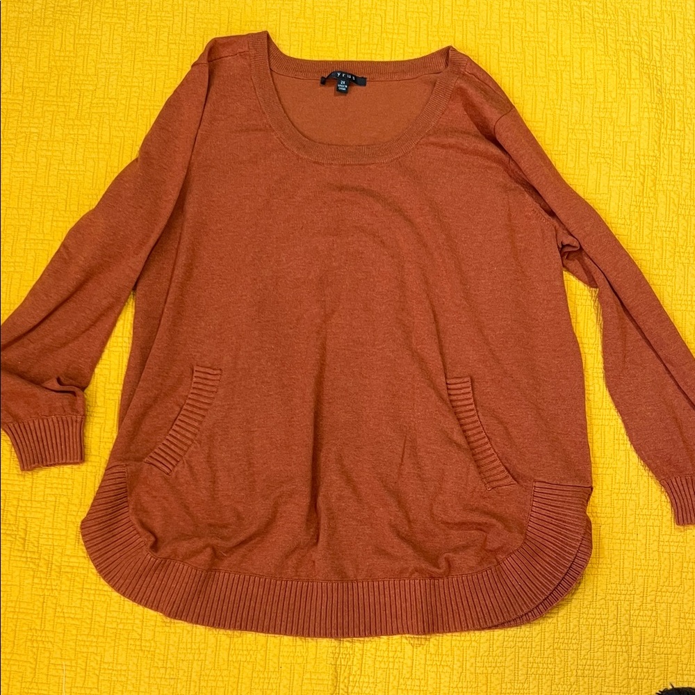 Cyrus Women's Terracotta Crew Neck Sweater